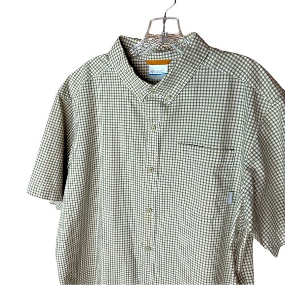 Columbia Men’s Plaid Casual Button Down Shirt - Picture 2 of 6